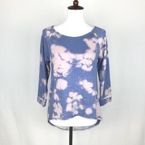 Xhilaration Tie-Dye High-Low 3/4 Sleeve Blouse